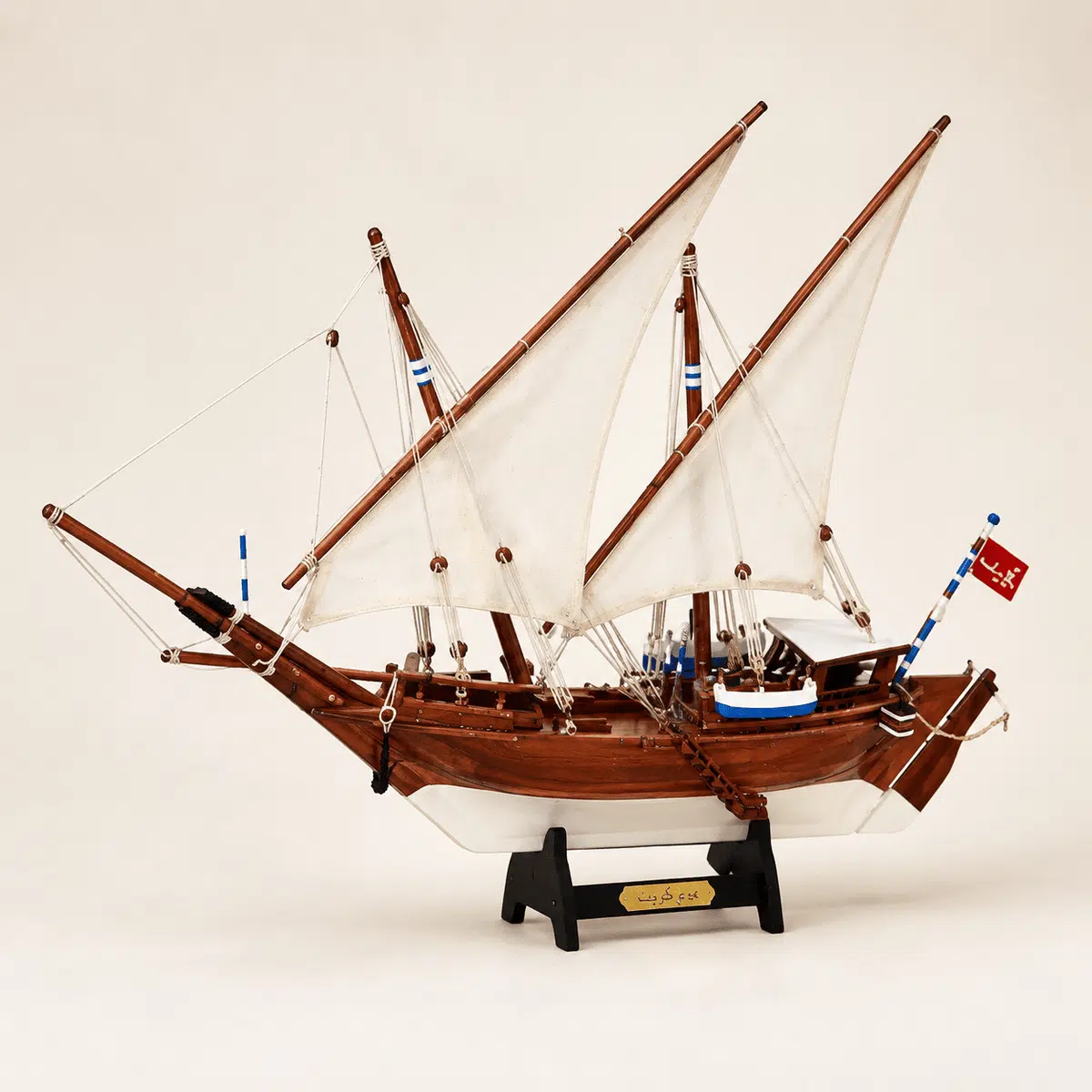 kuwait-dhow-wooden-ship-model-classic-30-cm-wooden-ship-model-7007508